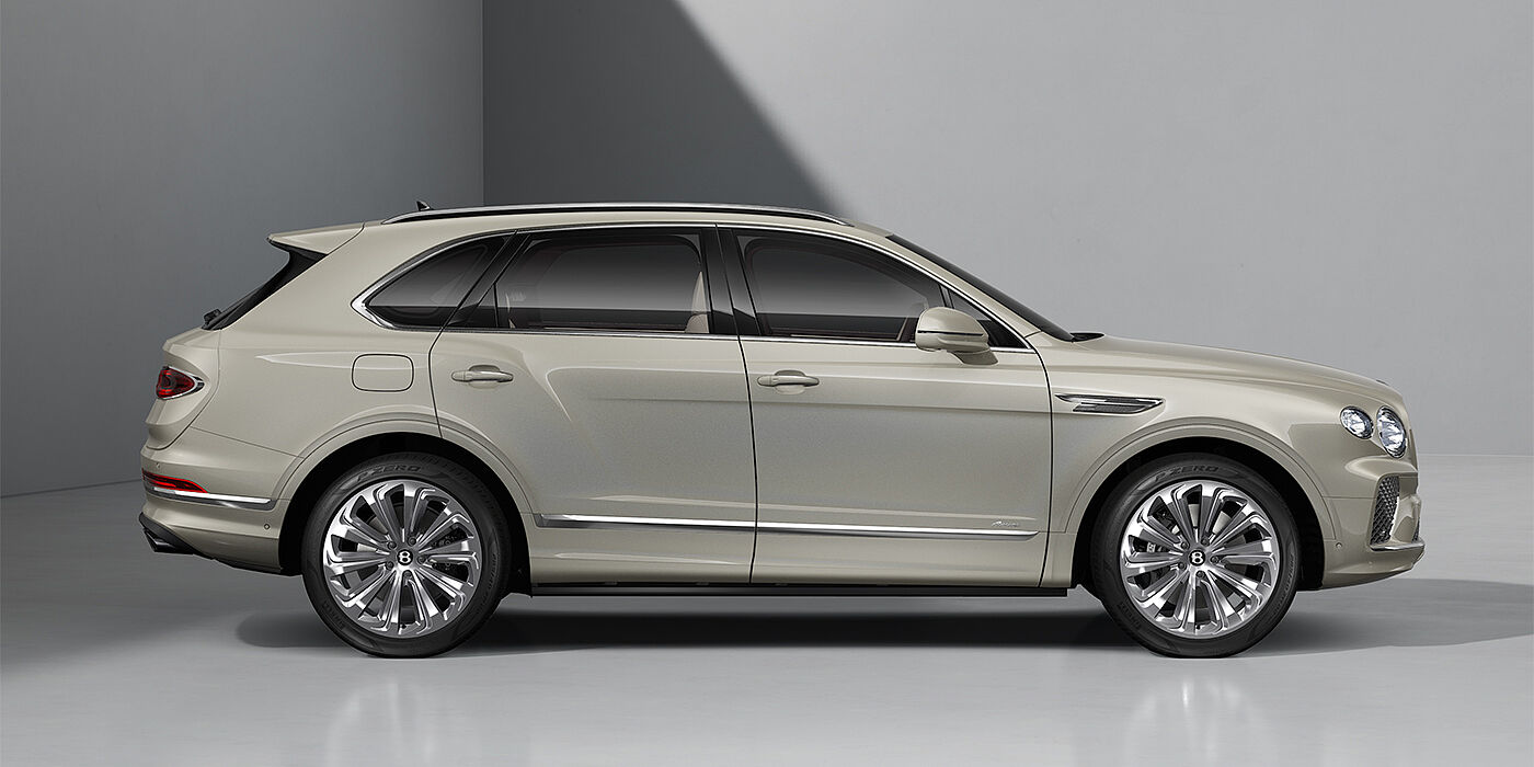 Bentley Köln Bentley Bentayga Azure SUV in White Sand paint and 22" Ten Spoke Polished wheels ls - profile