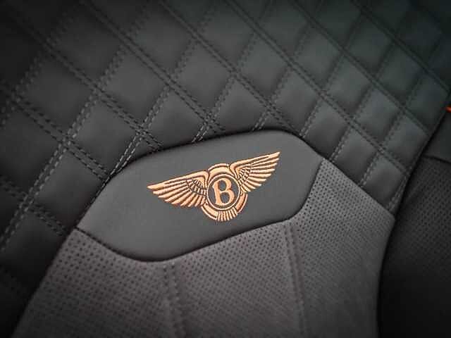 17:Bentley Bentayga S V8, SUV, Alpine Green, Bentley Köln