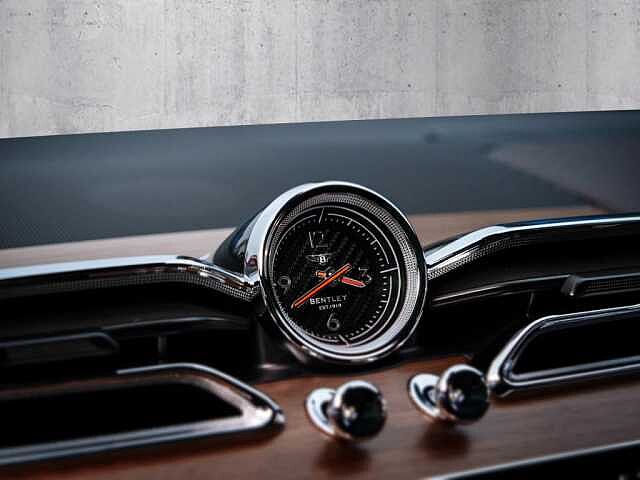 20:Bentley Bentayga S V8, SUV, Alpine Green, Bentley Köln