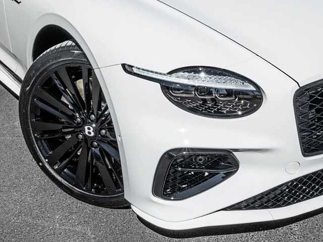 26:Bentley Continental GT Speed V8 Hybrid, Coupé, Glacier White, Bentley Köln