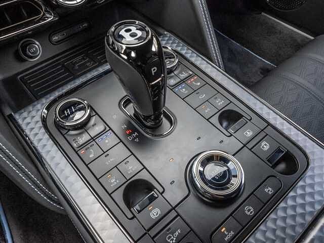 13:Bentley Flying Spur Speed First Edition V8 Hybrid, Limousine, Anthracite Satin, Bentley Köln