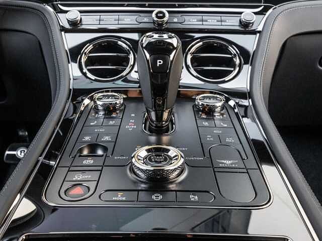 17:Bentley Continental GT Speed V8 Hybrid, Coupé, Glacier White, Bentley Köln