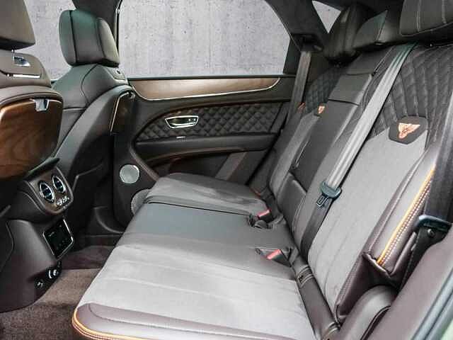 13:Bentley Bentayga S V8, SUV, Alpine Green, Bentley Köln