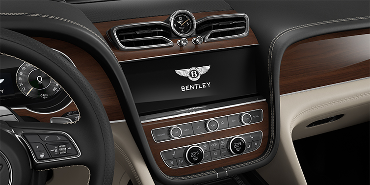 Bentley Köln Bentley Bentayga SUV centre console detail showing Bentley Wings